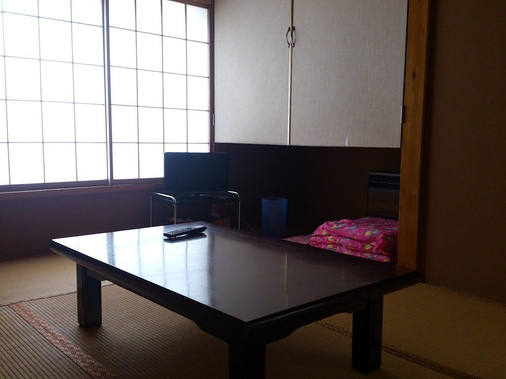 North Point Lodge Minamiuonuma Habitación foto